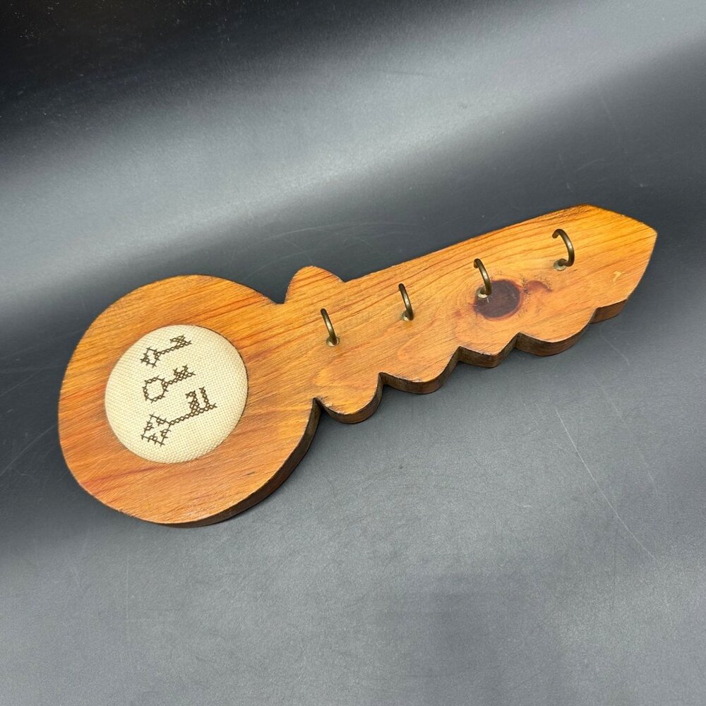 Vintage Wooden Key Holder Hooks Cross Stitch Retro Brown Wall Hanging Decor